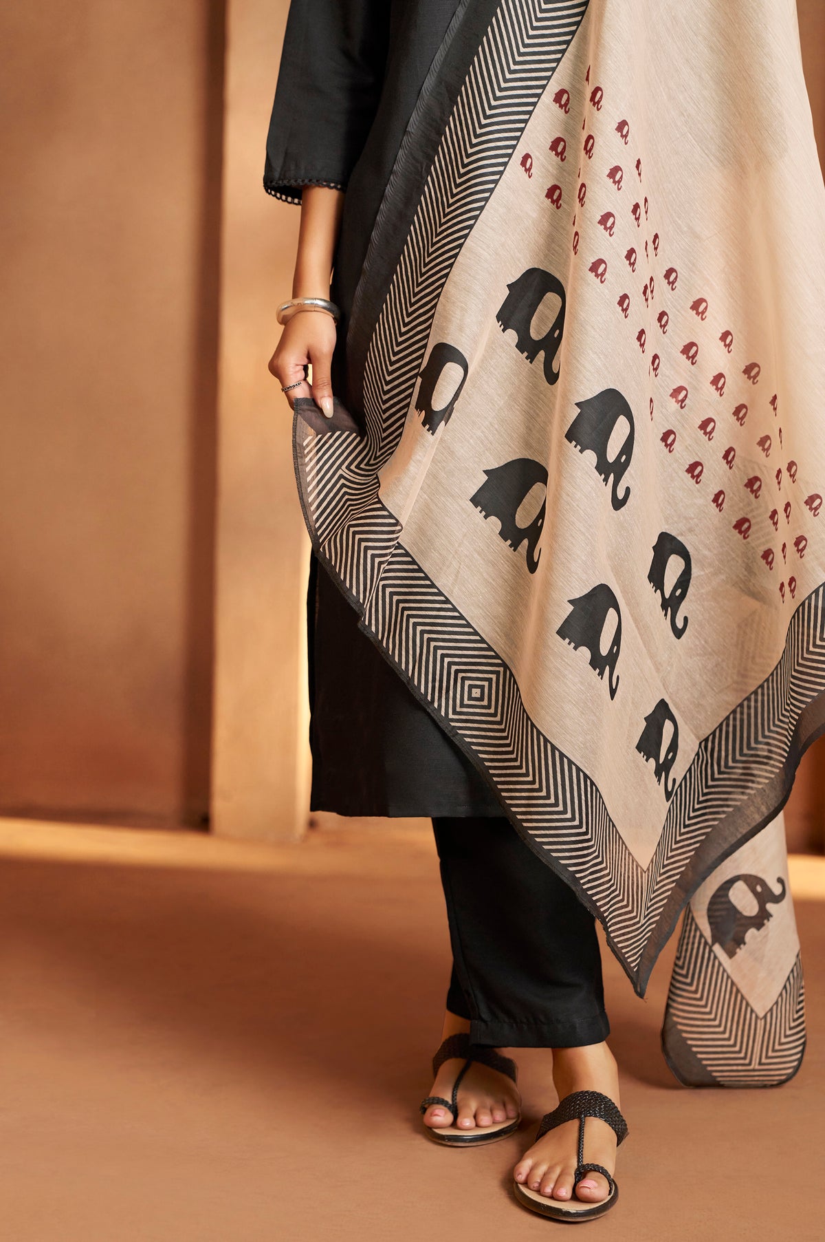 Black Cotton Calf-Length Kurta with Pant