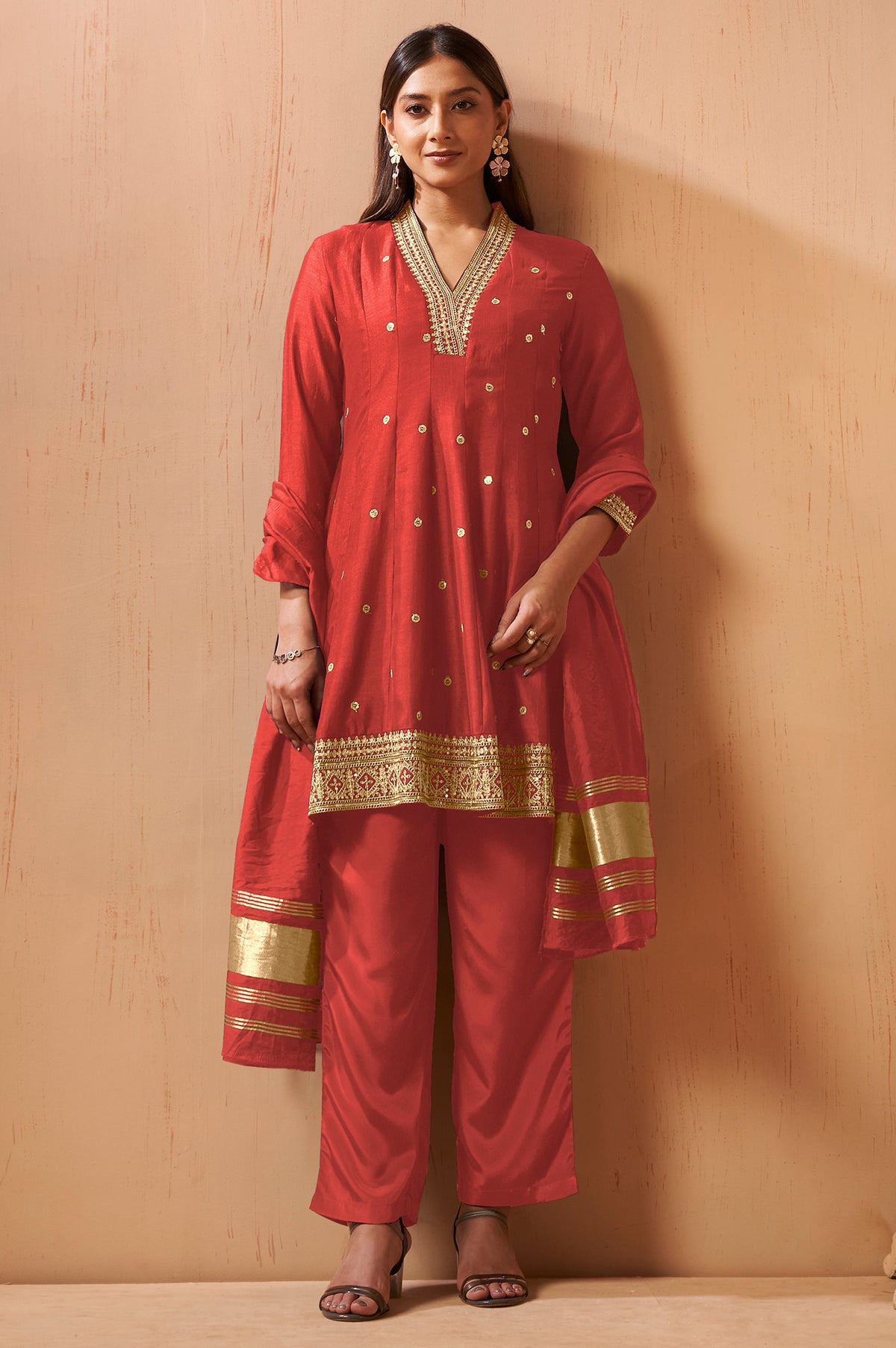 Red embroidered Vichitra silk kurta set with pants and dupatta for women