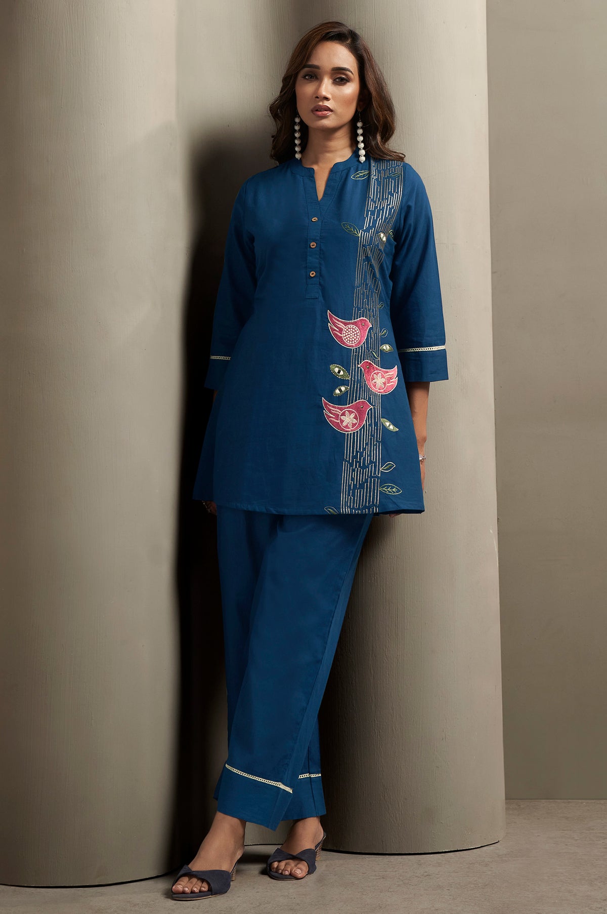Blue pure cotton bird embroidered straight kurta for women