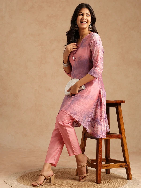 Lavender embroidered Chanderi kurta set for women with A-line kurta and pants